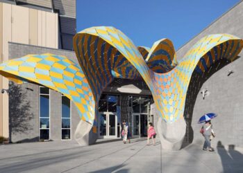 Lightweight Structures Revolutionize Building